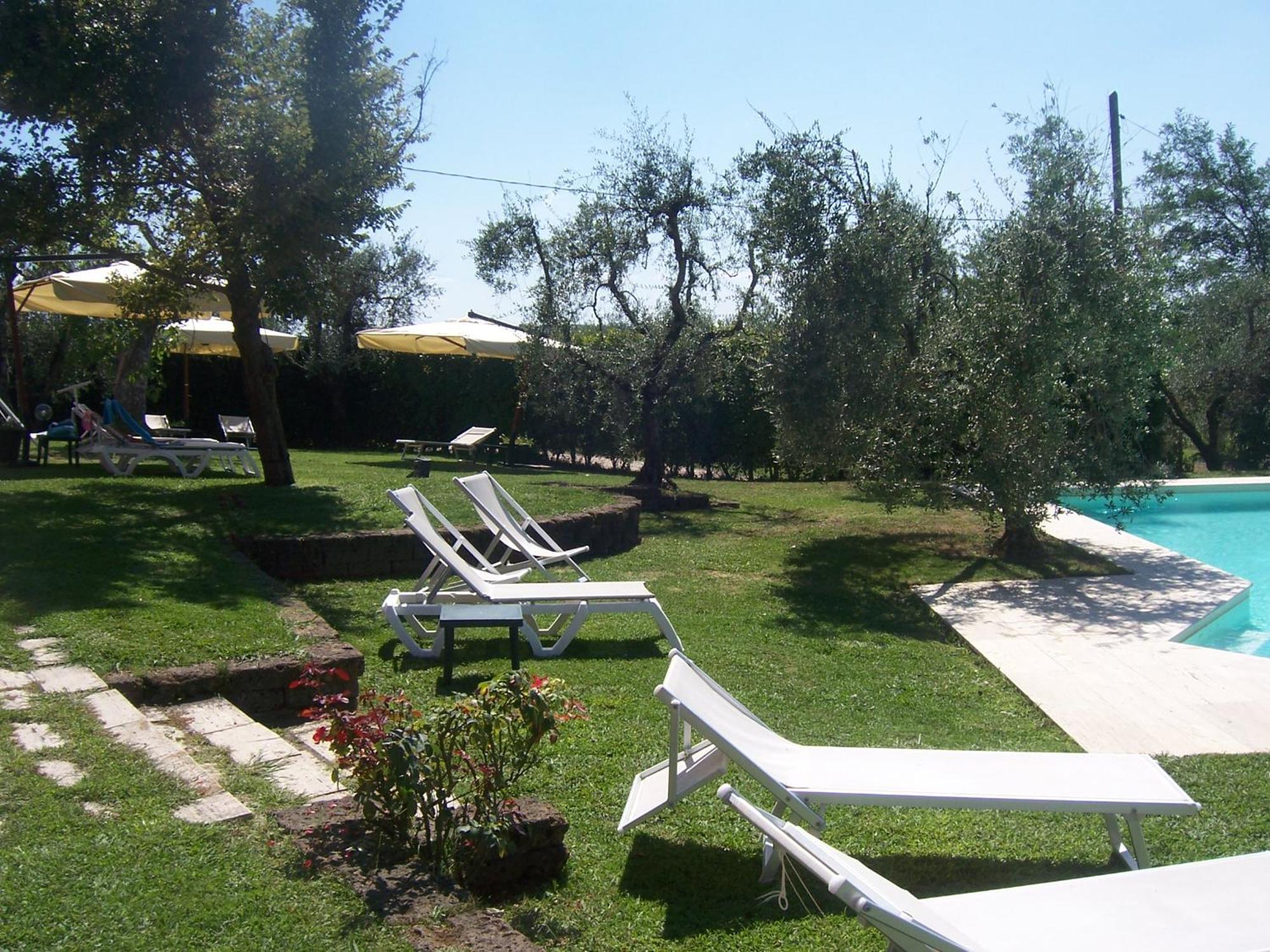 Agriturismo Le Due Querce Lazzeretto Exterior photo