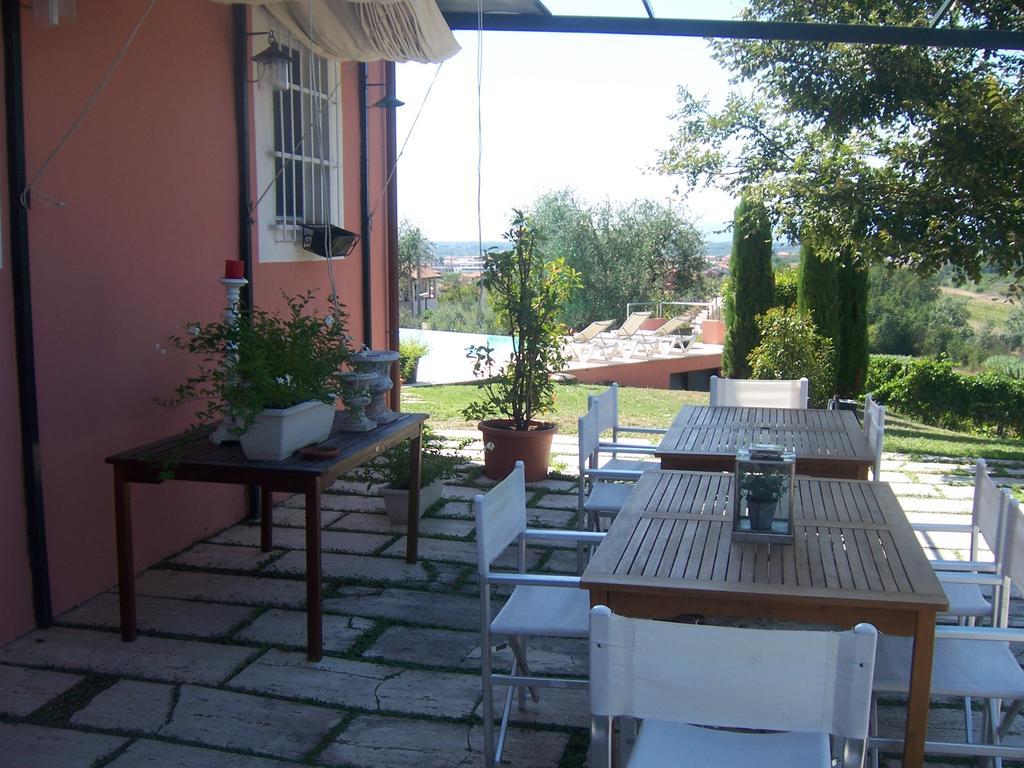 Agriturismo Le Due Querce Lazzeretto Exterior photo